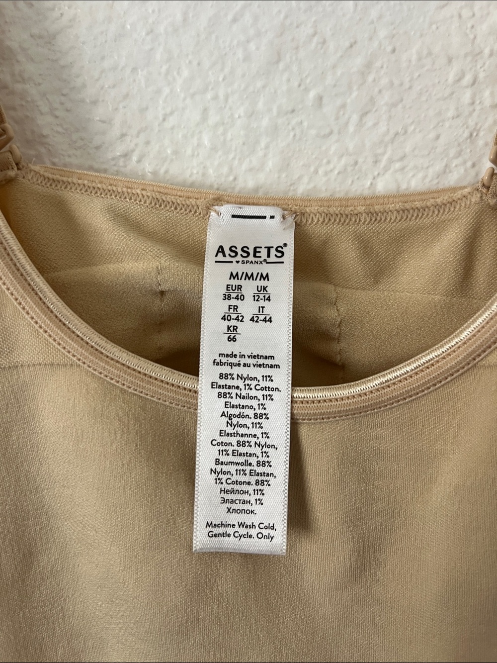 Assets by SPANX Women's Remarkable Results All-in-One Open-Bust Bodysuit Size M - Picture 3 of 5